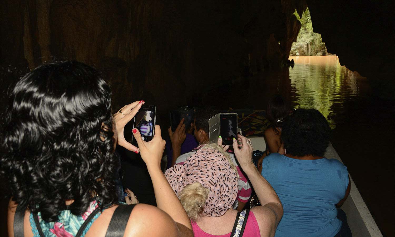 Exit from the Indian Cave in Viñales